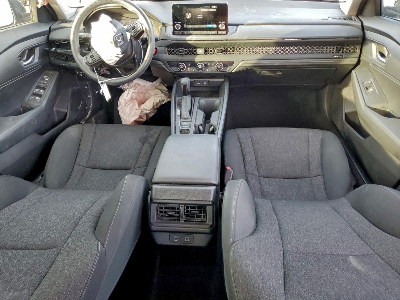 2025 HONDA ACCORD LX photo 8