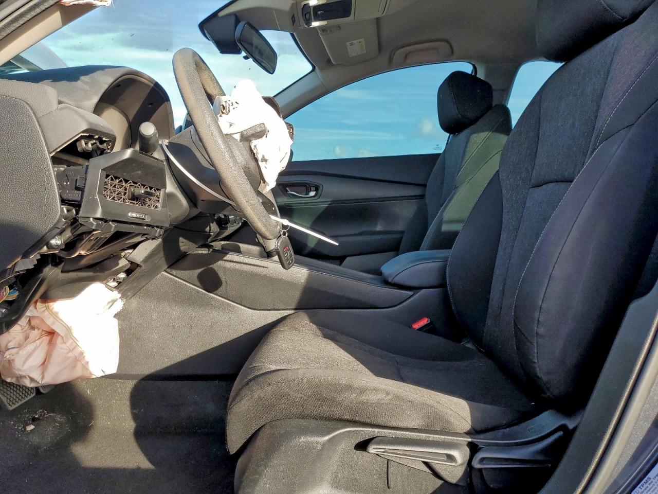 2025 HONDA ACCORD LX photo 7
