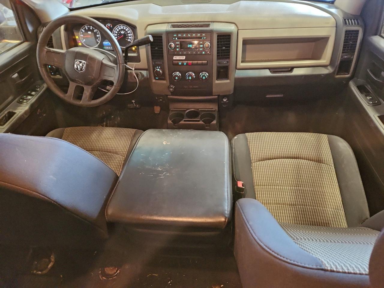 2011 DODGE RAM 1500 photo 8
