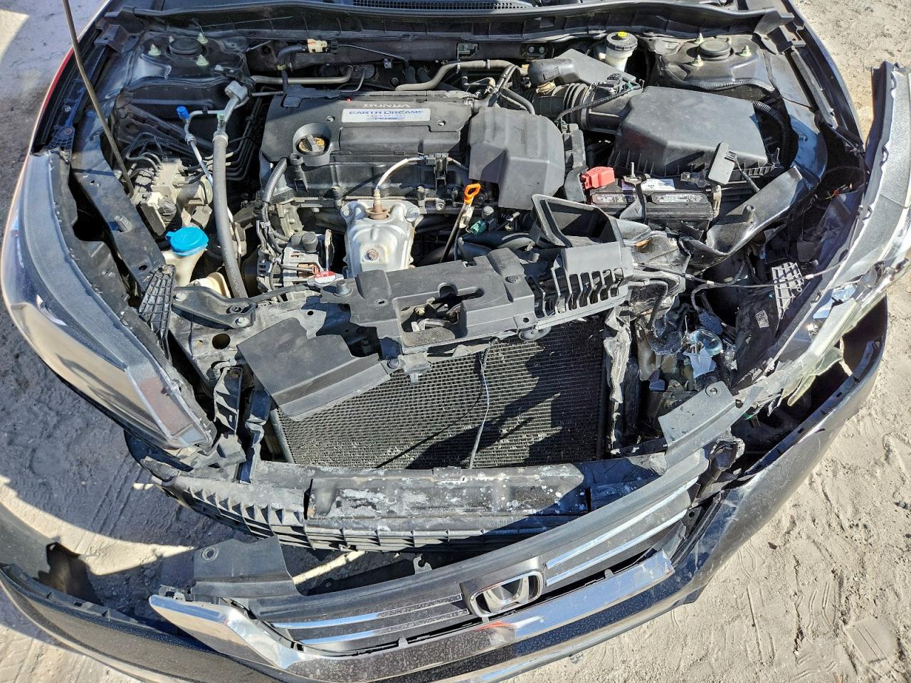 2013 HONDA ACCORD LX photo 11