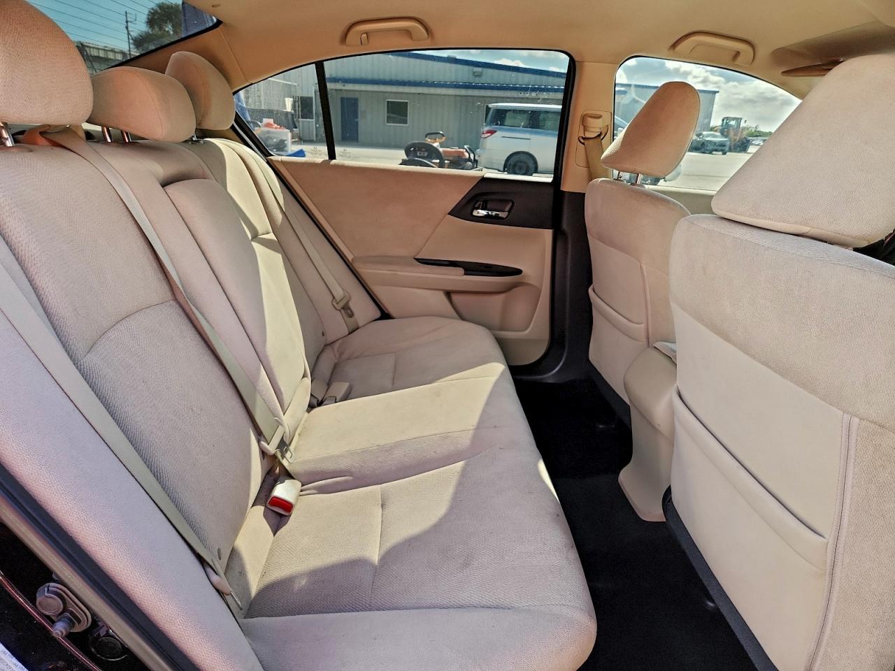 2013 HONDA ACCORD LX photo 10