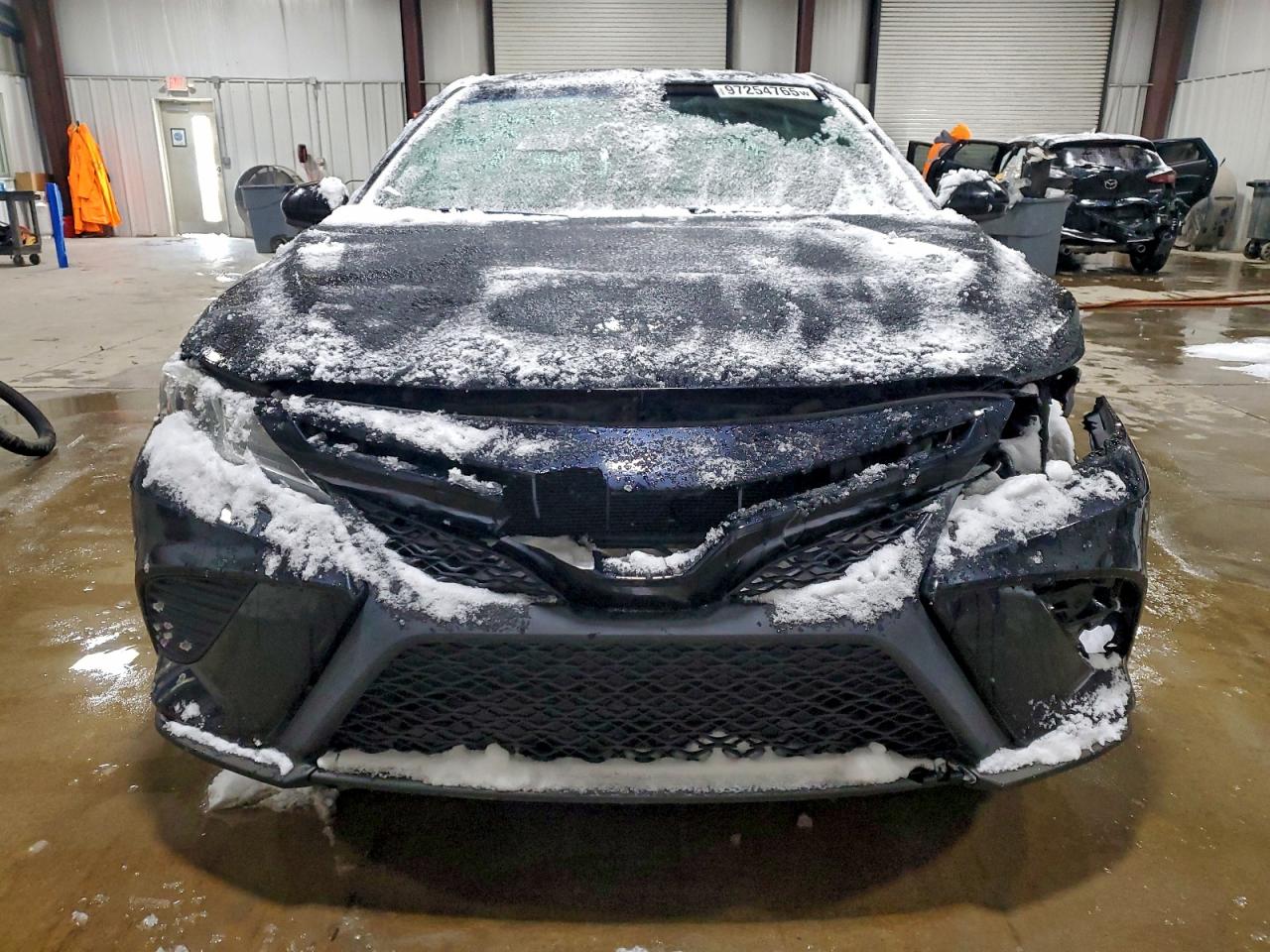2018 TOYOTA CAMRY L photo 5