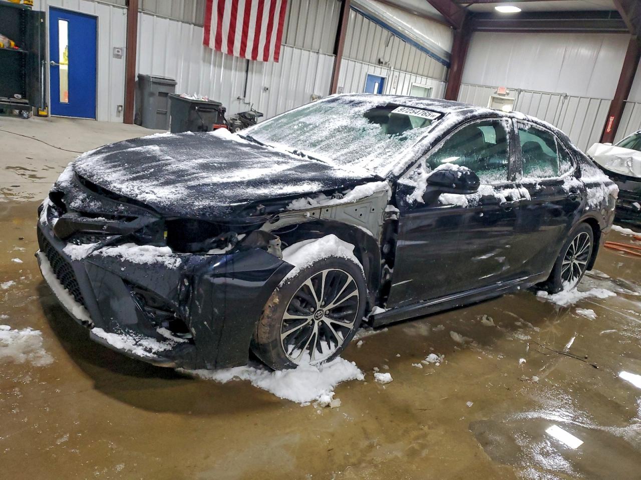 2018 TOYOTA CAMRY L — FRONT END damage — photo 1