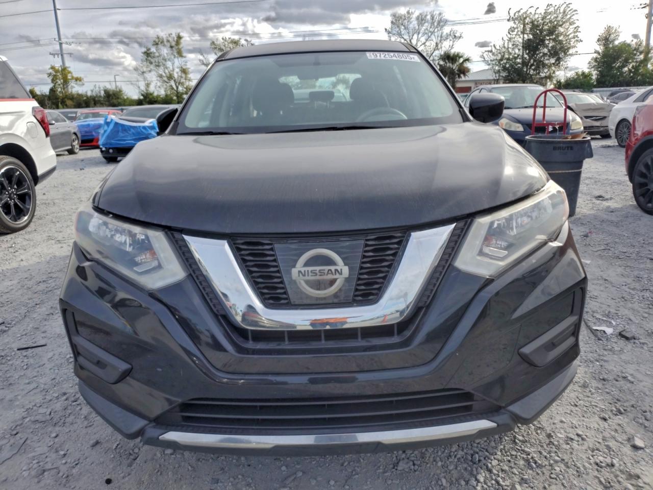 2017 NISSAN ROGUE S photo 5