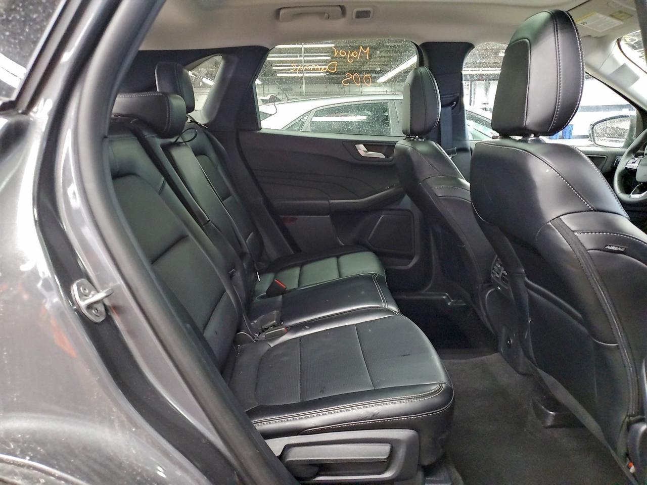 2025 FORD ESCAPE PLATINUM photo 31