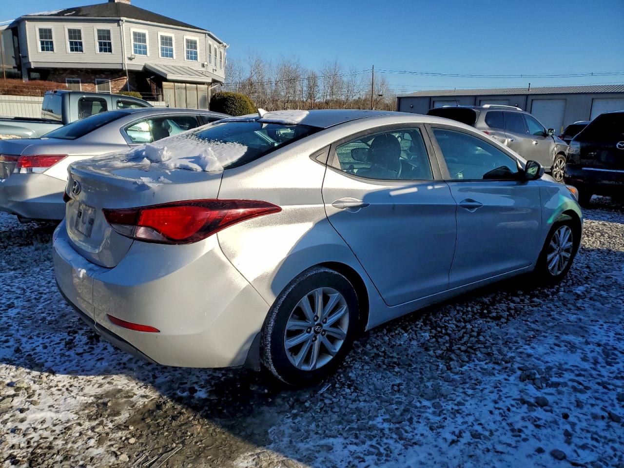 2015 HYUNDAI ELANTRA SE photo 3