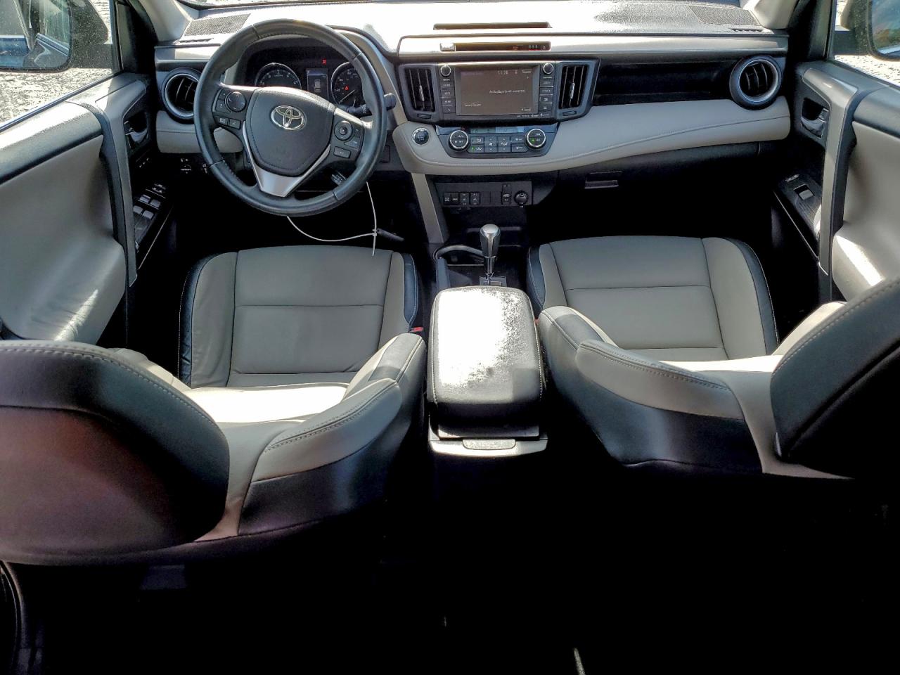 2017 TOYOTA RAV4 LIMITED photo 22