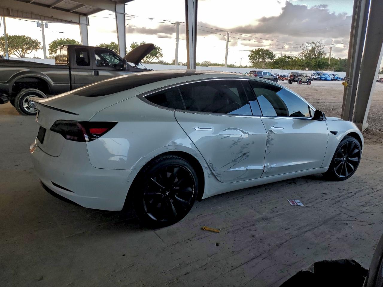 2019 TESLA MODEL 3 photo 3