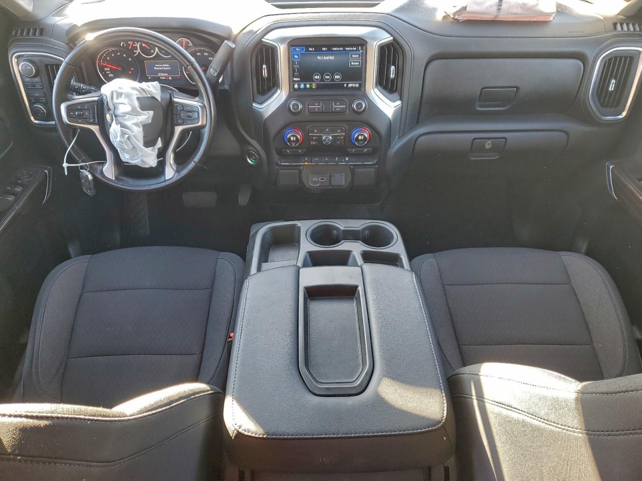 2020 CHEVROLET SILVERADO K1500 LT photo 15