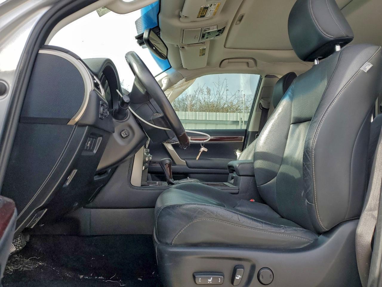 2019 LEXUS GX 460 photo 13