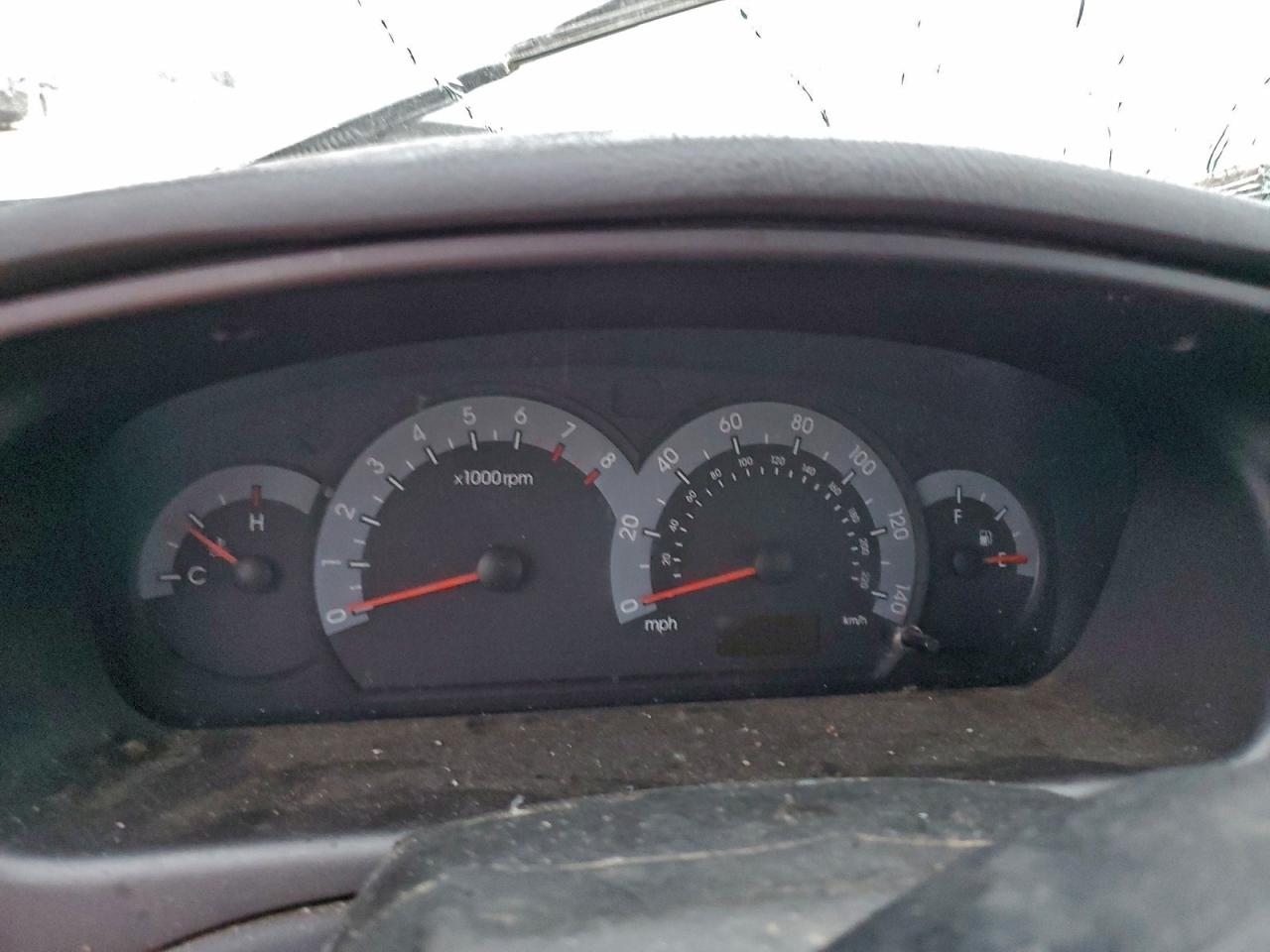 2002 HYUNDAI ELANTRA GLS photo 9