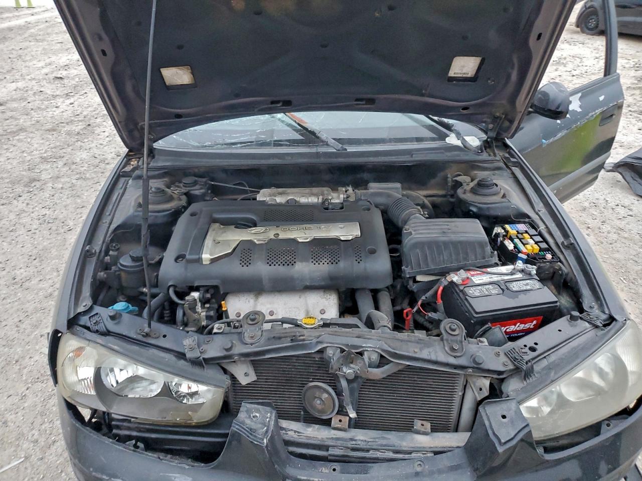 2002 HYUNDAI ELANTRA GLS photo 11