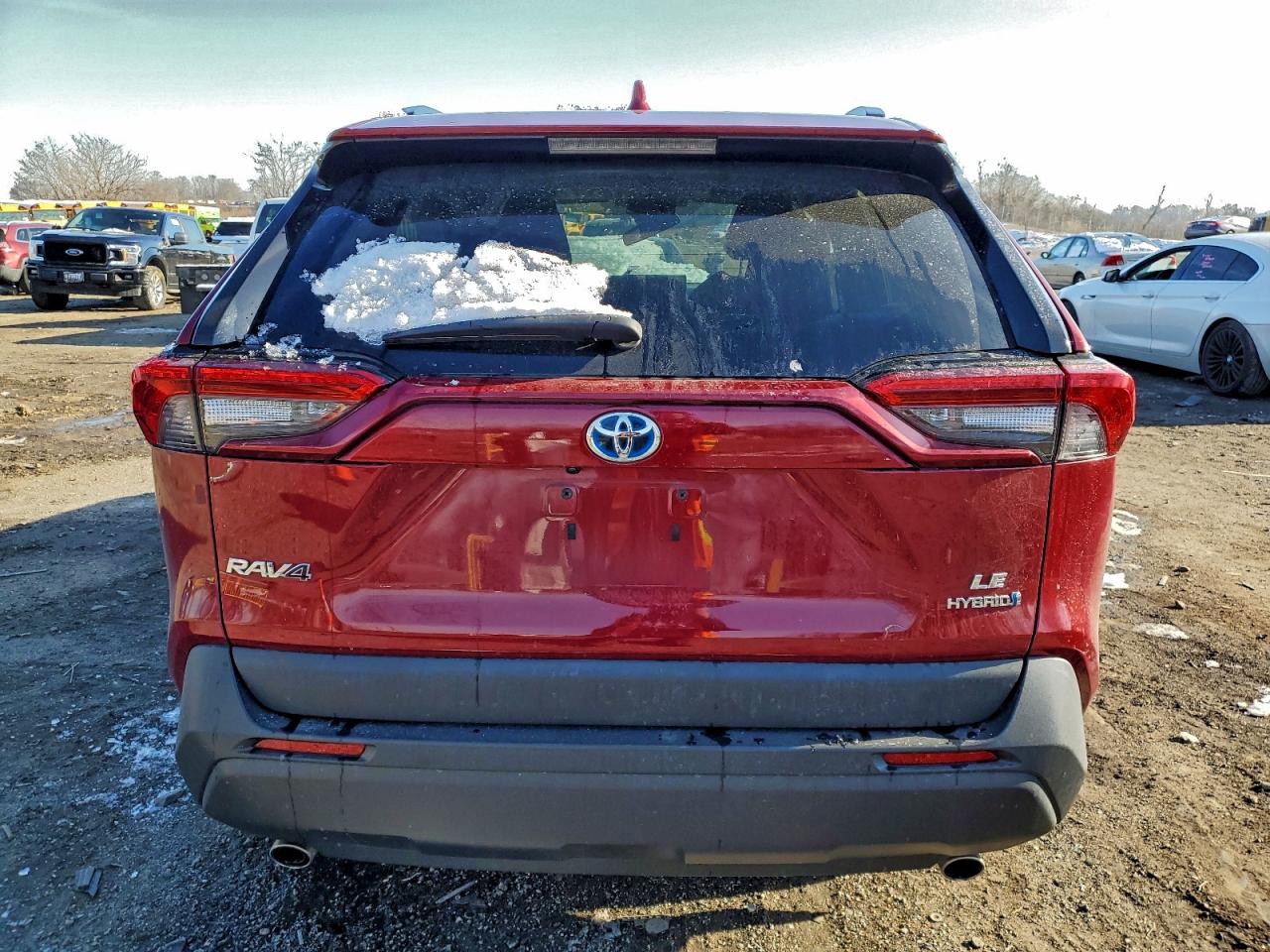 2022 TOYOTA RAV4 LE photo 6