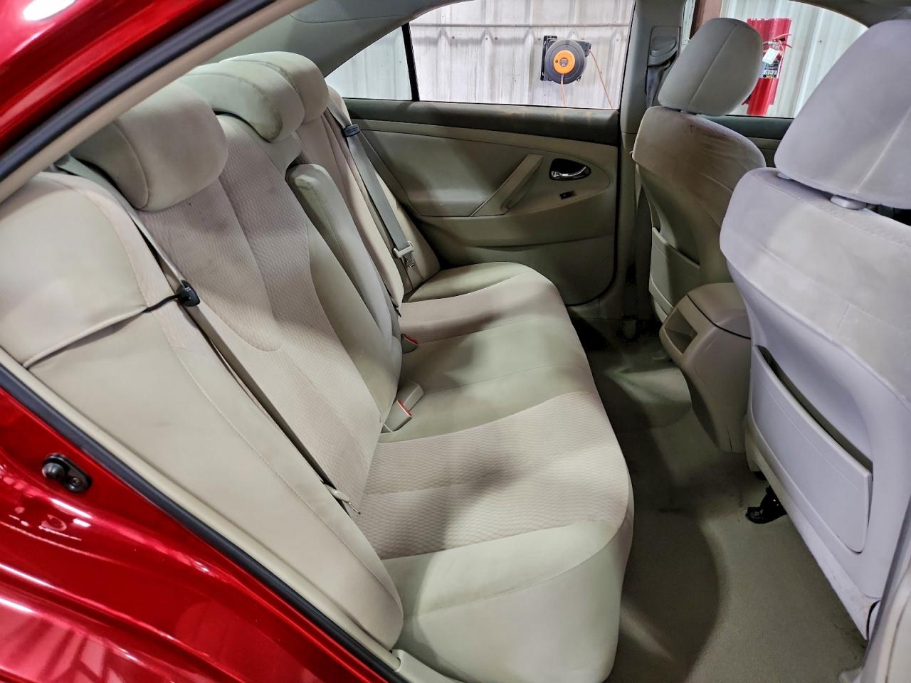 2011 TOYOTA CAMRY BASE photo 28