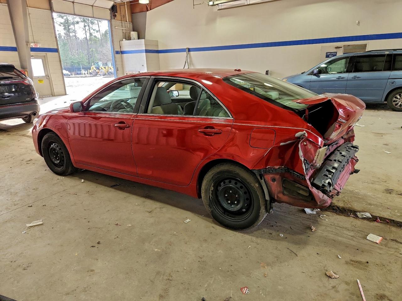 2011 TOYOTA CAMRY BASE photo 4