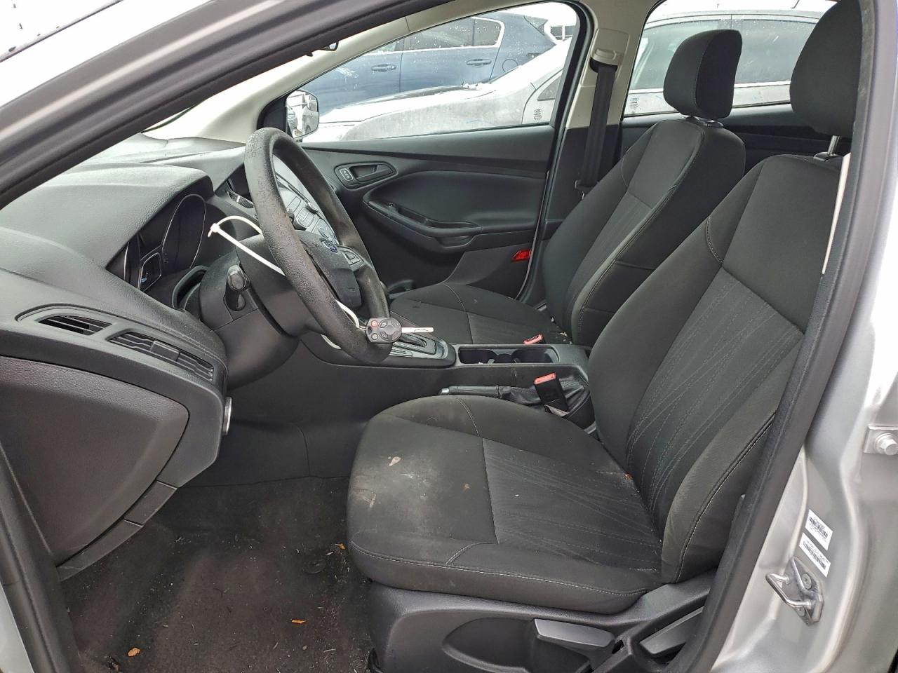 2018 FORD FOCUS S photo 7