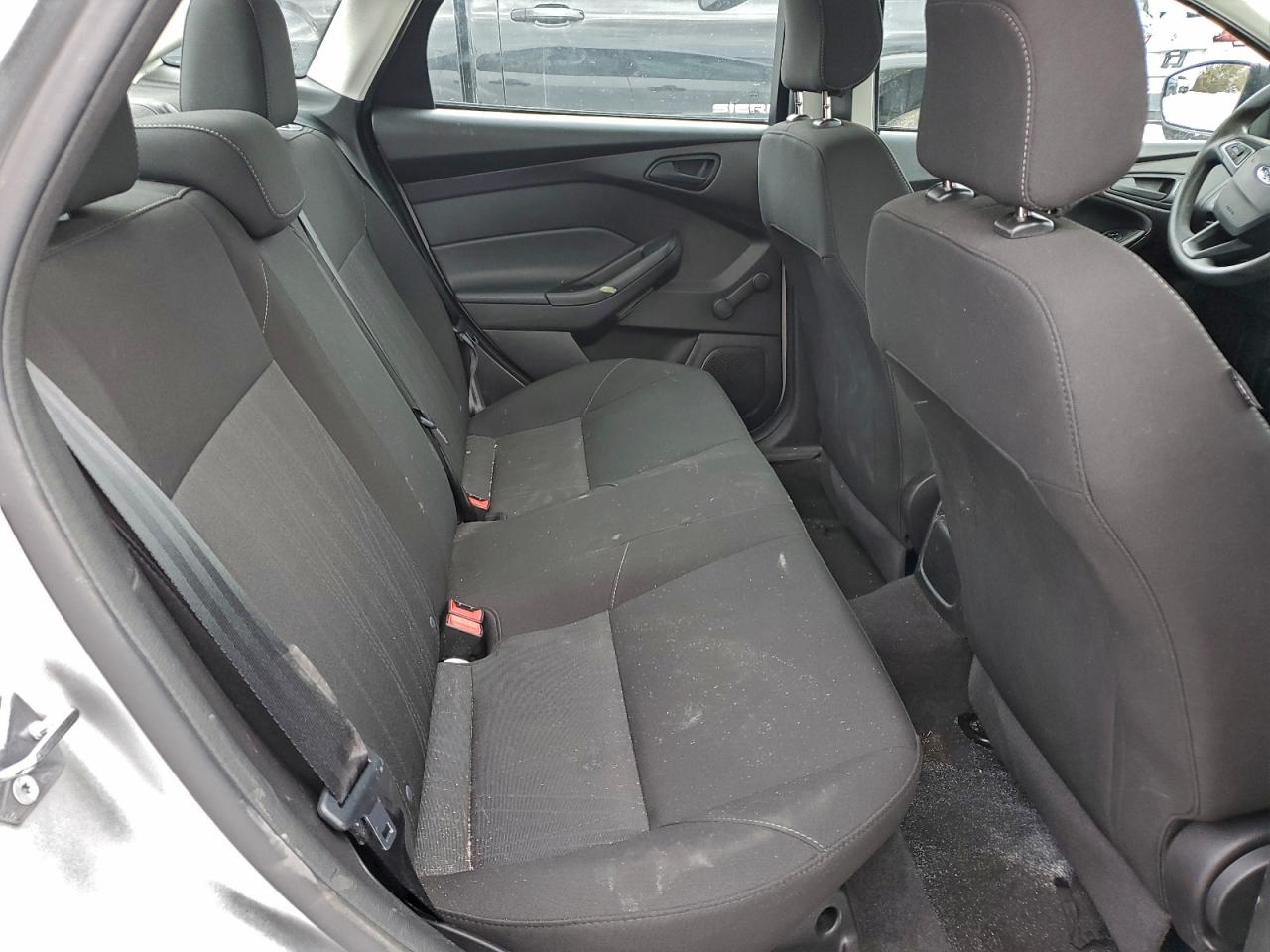 2018 FORD FOCUS S photo 10