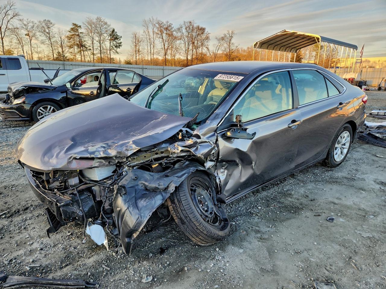 2015 TOYOTA CAMRY