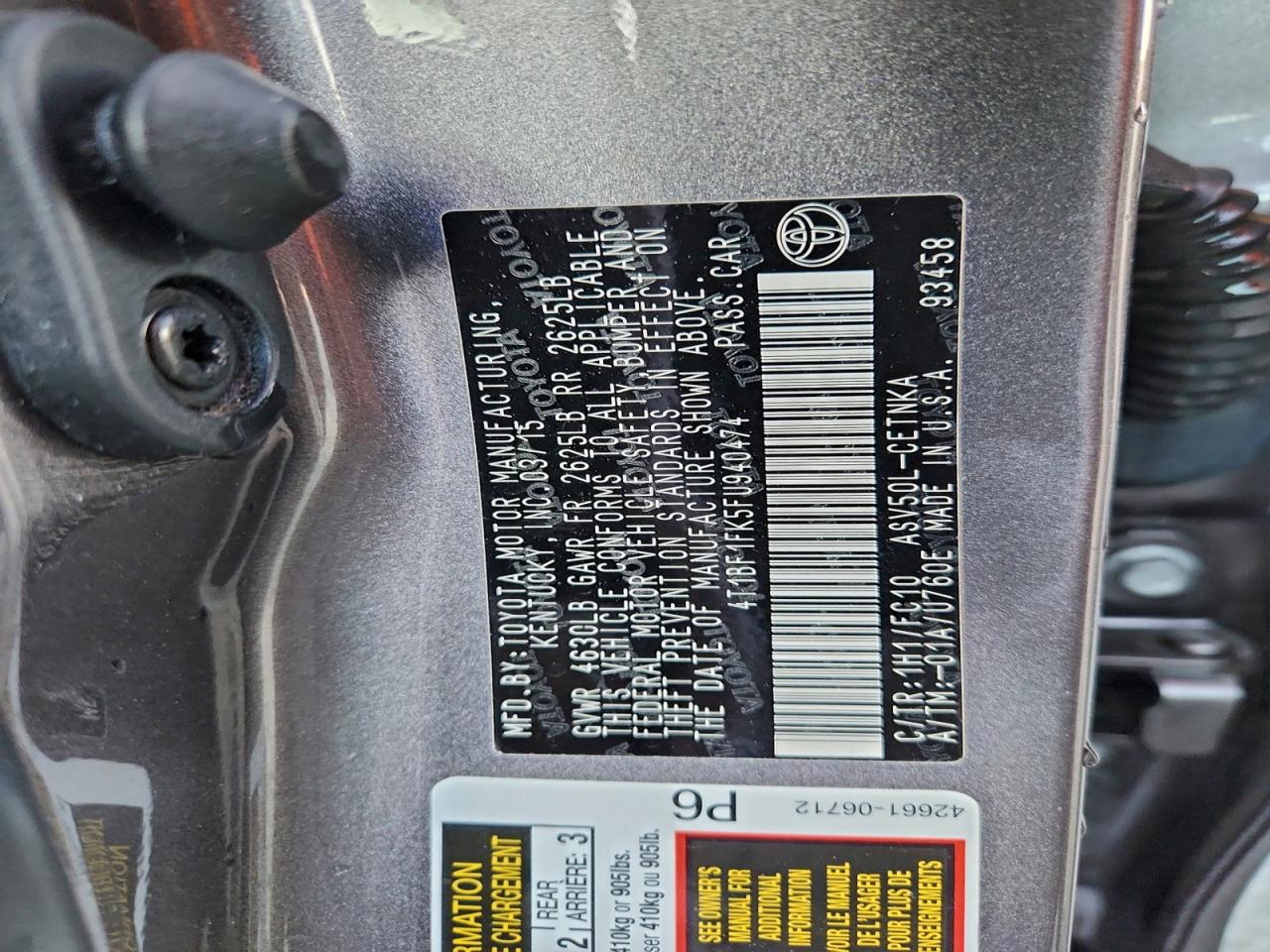 2015 TOYOTA CAMRY LE photo 25