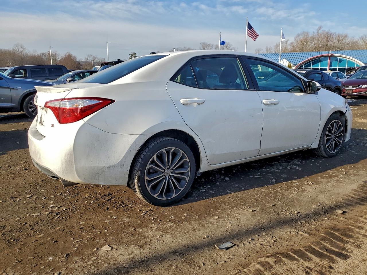 2016 TOYOTA COROLLA L photo 3