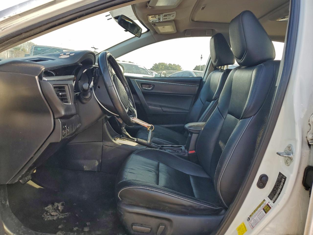 2016 TOYOTA COROLLA L photo 7