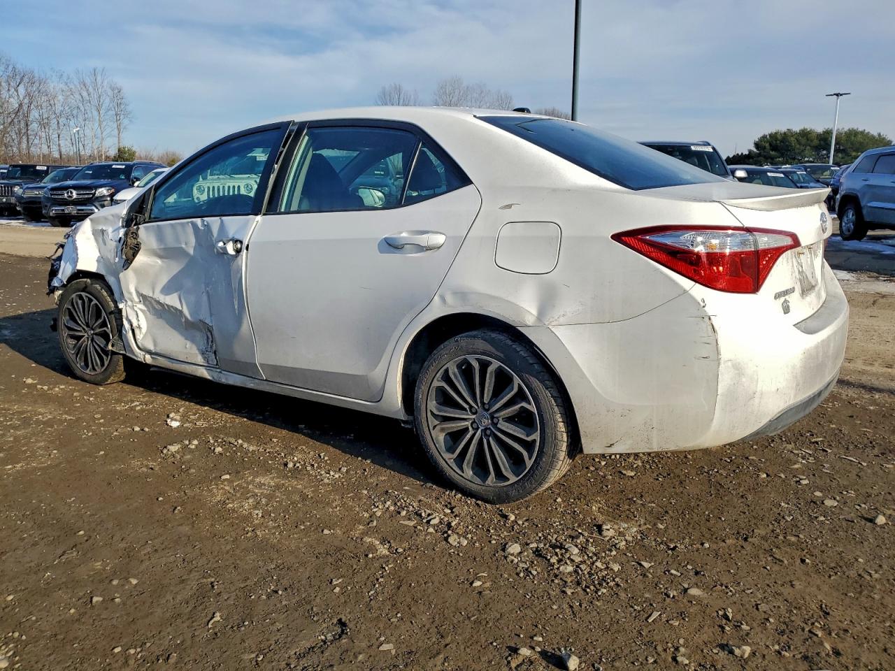 2016 TOYOTA COROLLA L photo 2