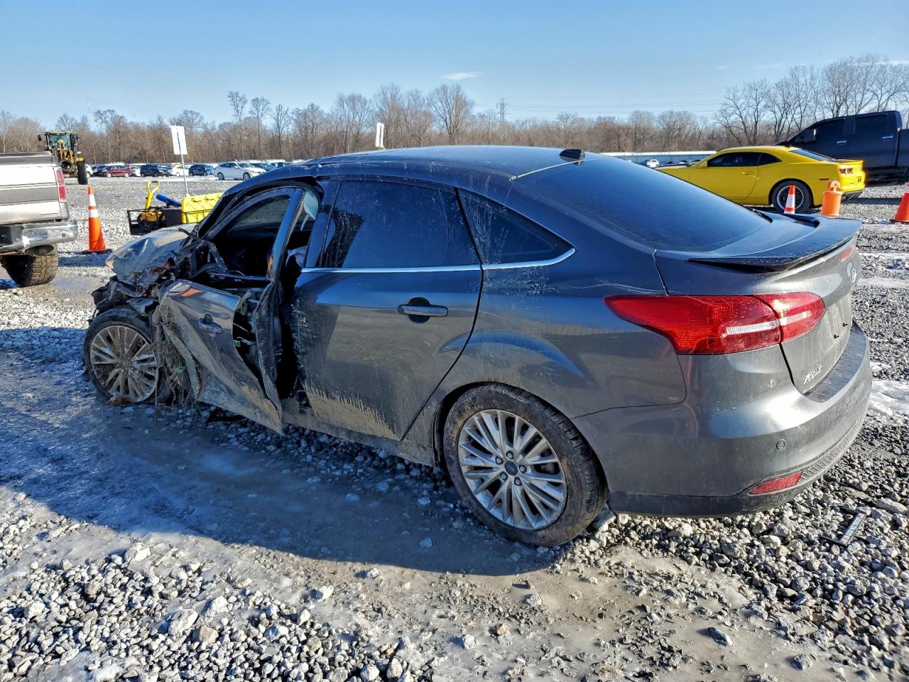 2015 FORD FOCUS TITANIUM photo 2