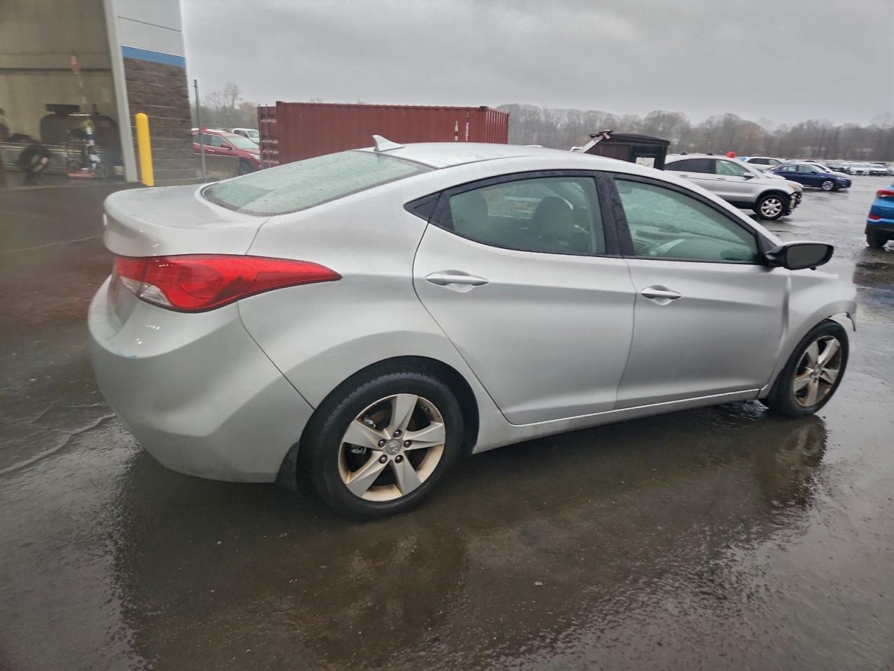 2013 HYUNDAI ELANTRA GLS photo 3