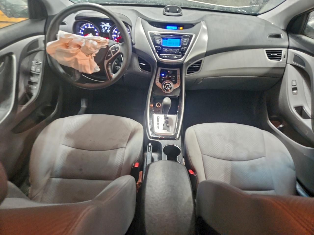 2013 HYUNDAI ELANTRA GLS photo 8