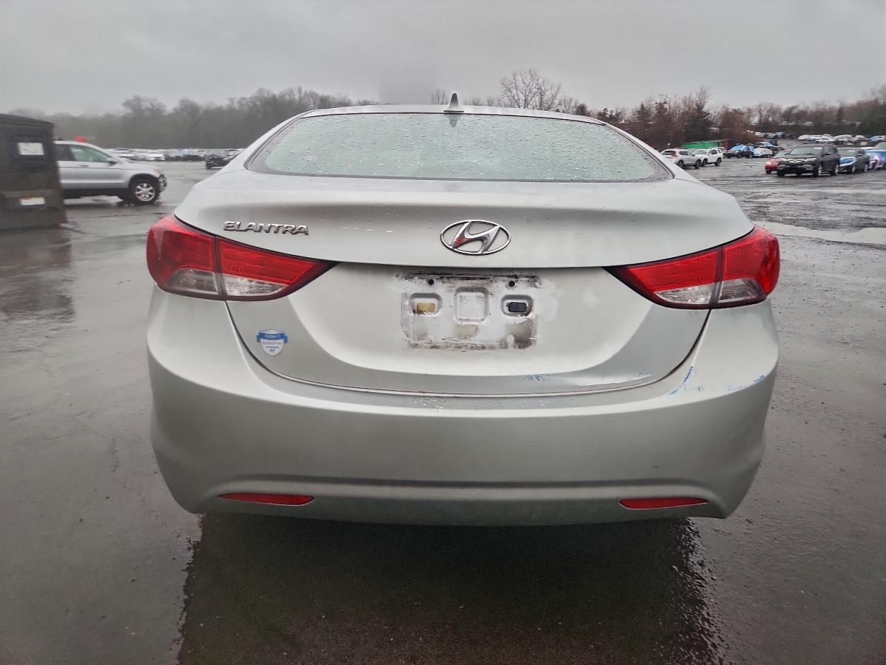 2013 HYUNDAI ELANTRA GLS photo 6