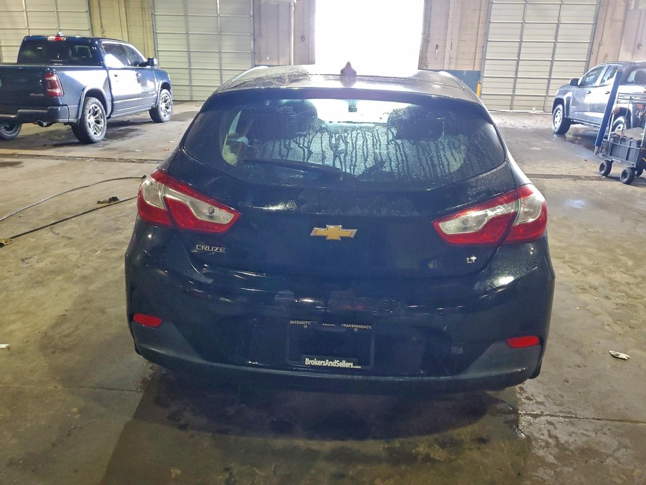 2017 CHEVROLET CRUZE LT photo 6