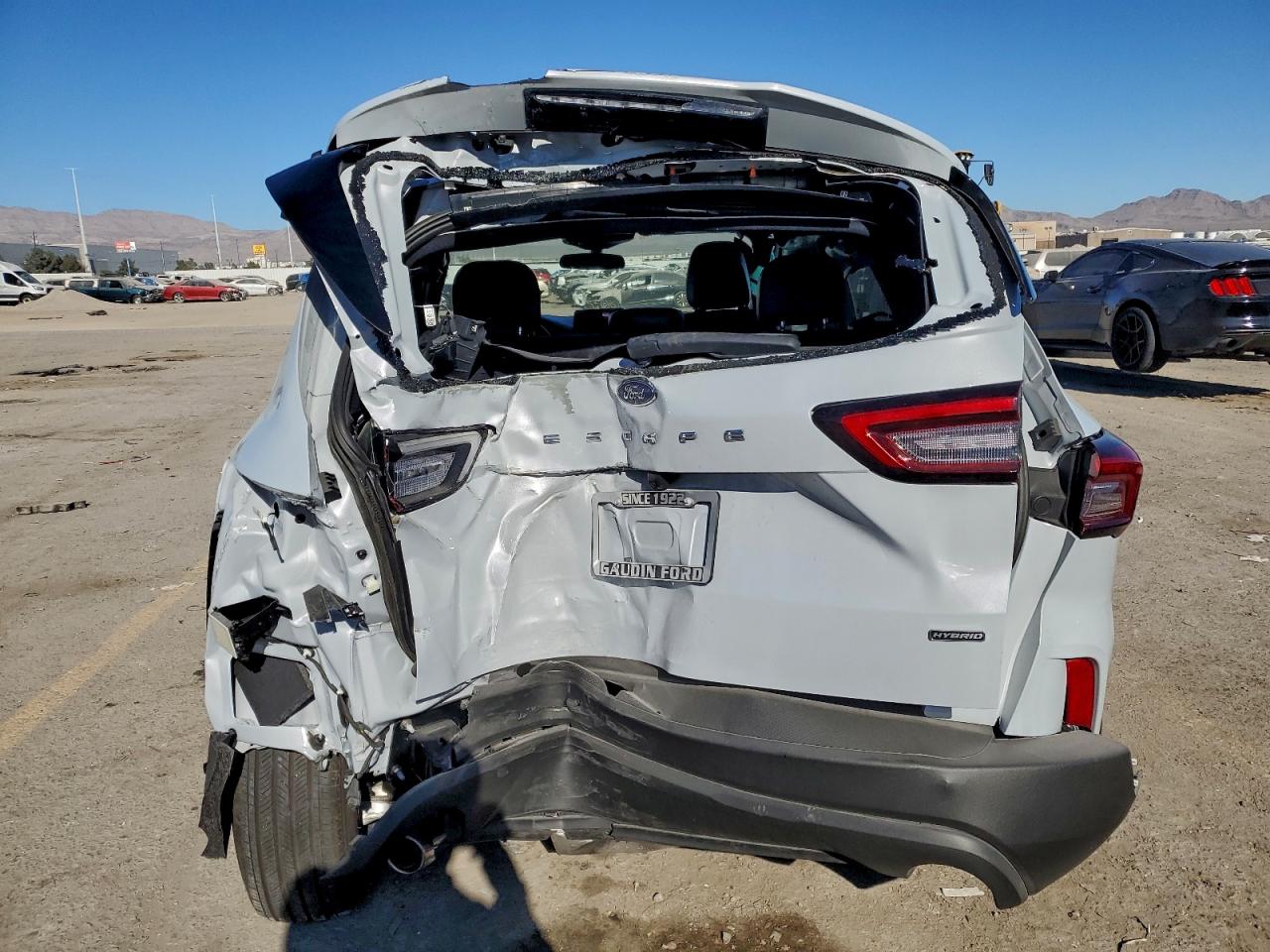2025 FORD ESCAPE ST LINE photo 11
