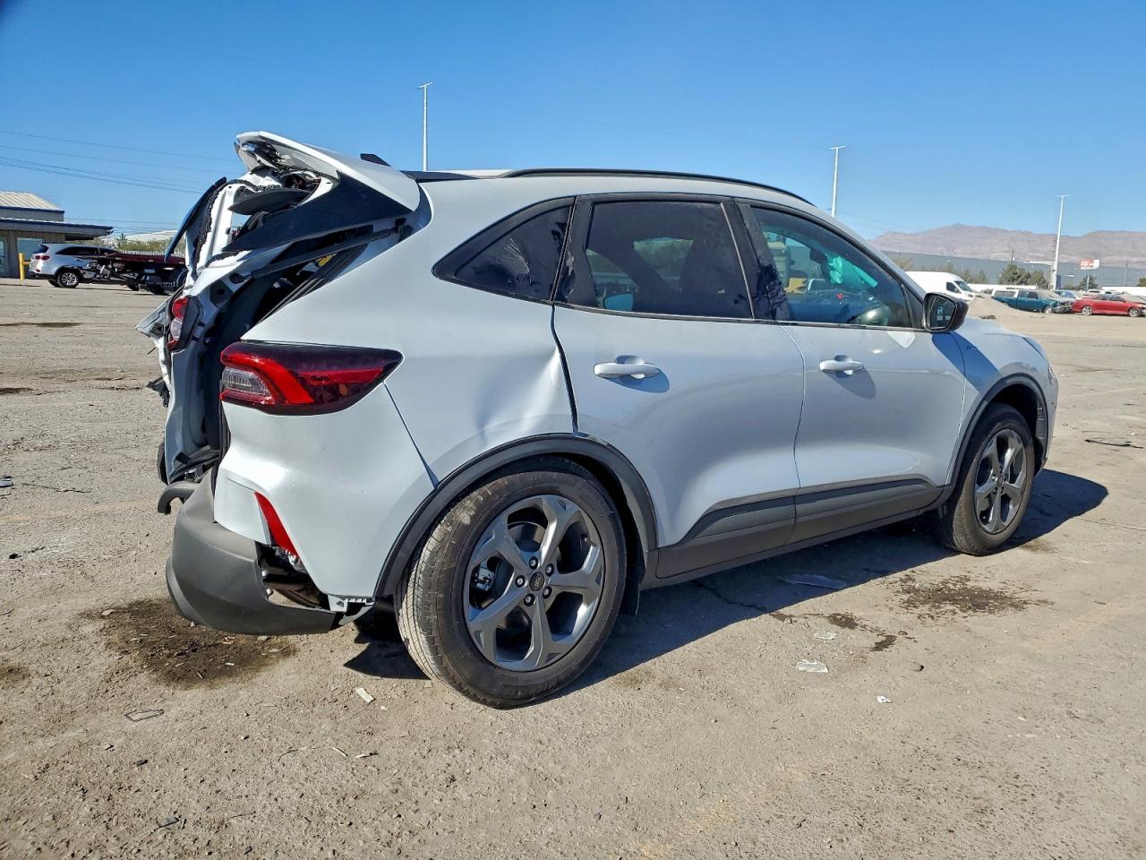 2025 FORD ESCAPE ST LINE photo 5