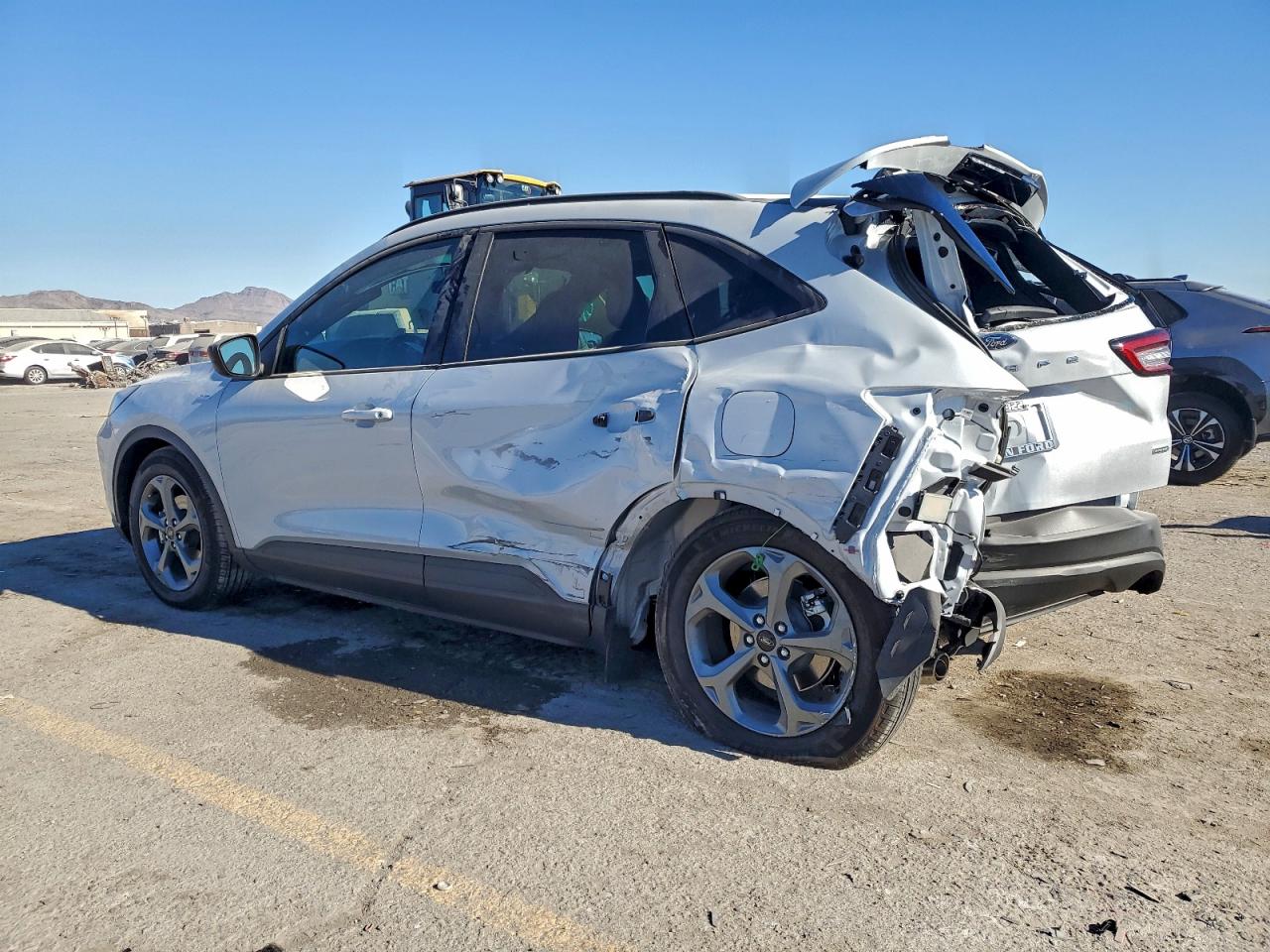 2025 FORD ESCAPE ST LINE photo 3