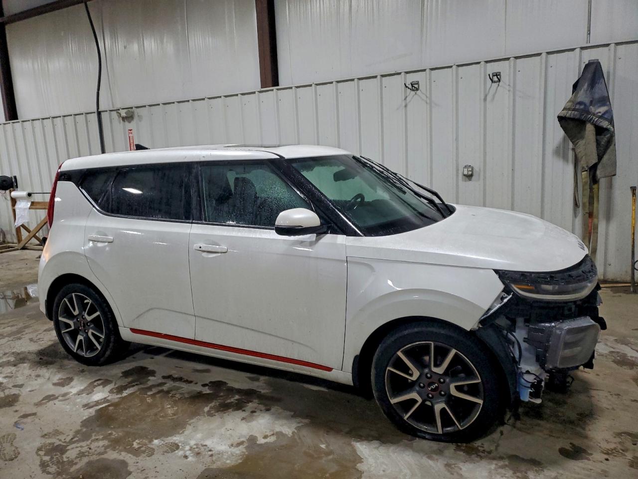 2022 KIA SOUL GT-LINE TURBO photo 4