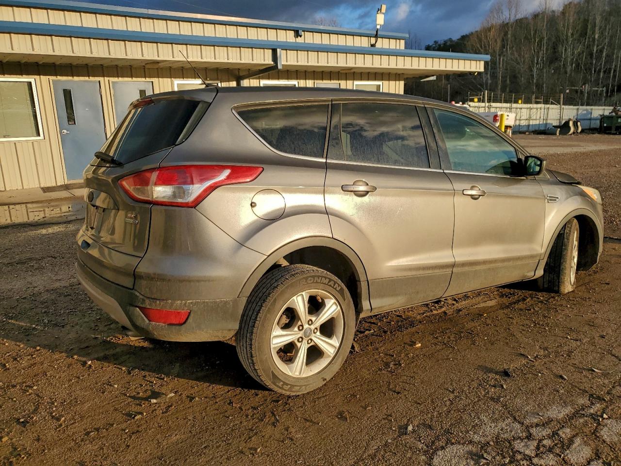 2014 FORD ESCAPE SE photo 5