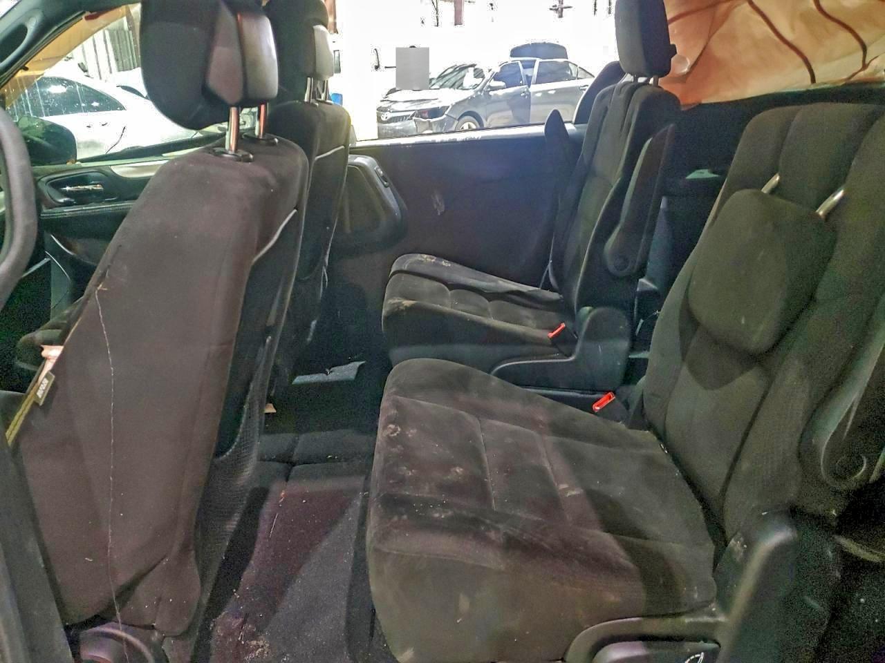 2015 DODGE GRAND CARAVAN SE photo 21