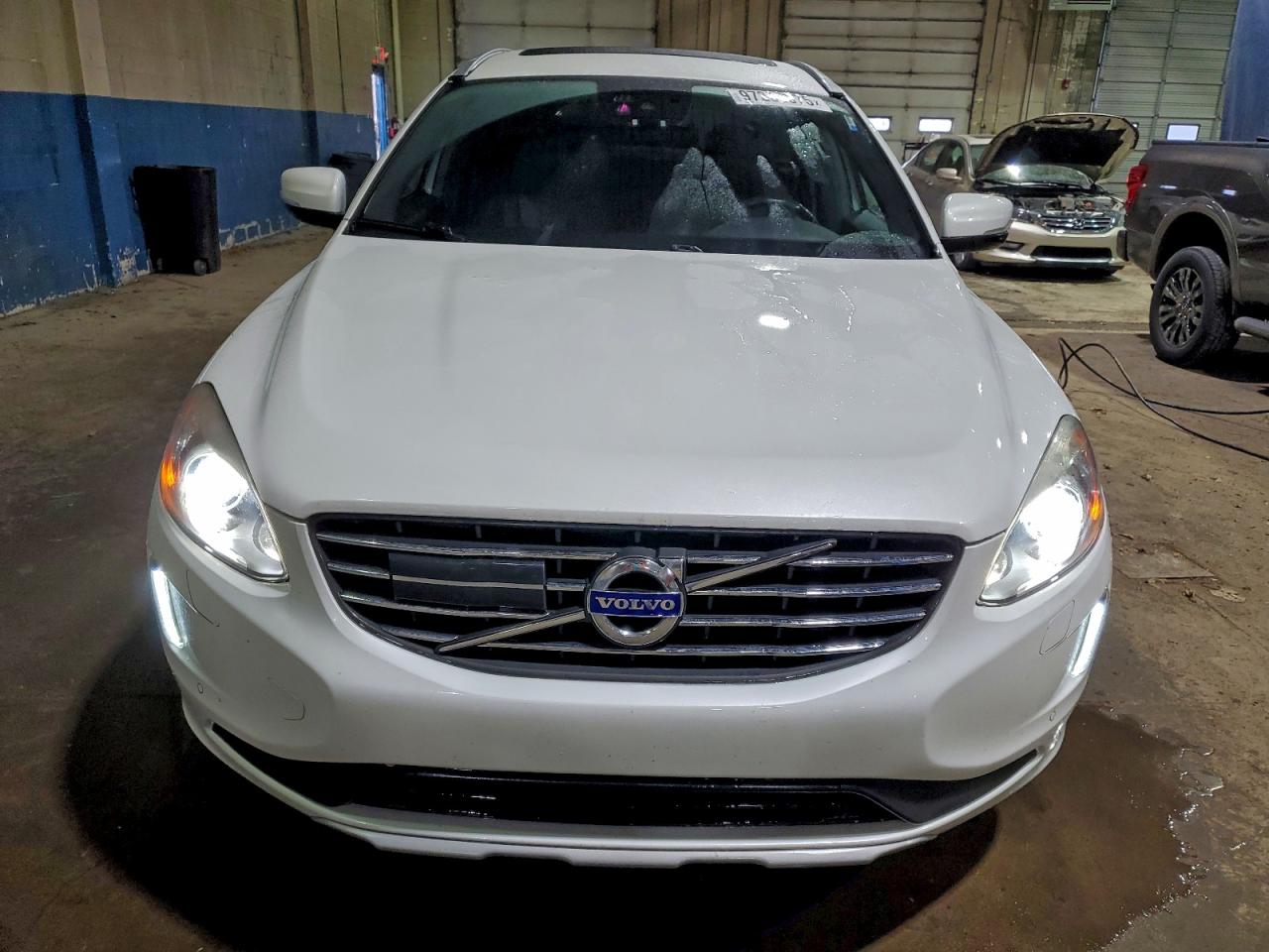 2016 VOLVO XC60 T5 PLATINUM photo 13