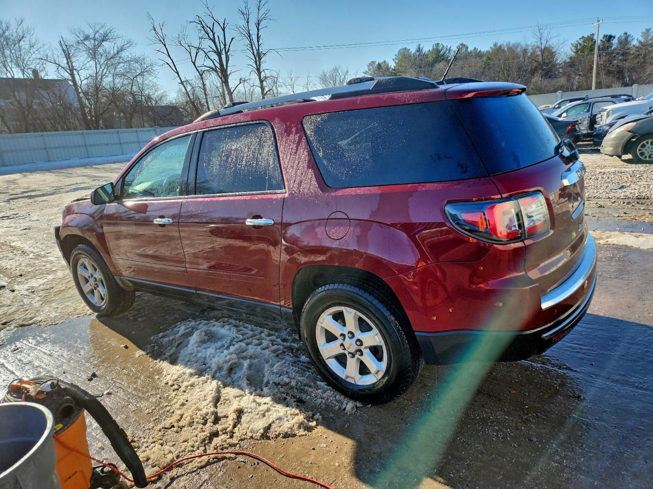 2015 GMC ACADIA SLE photo 2