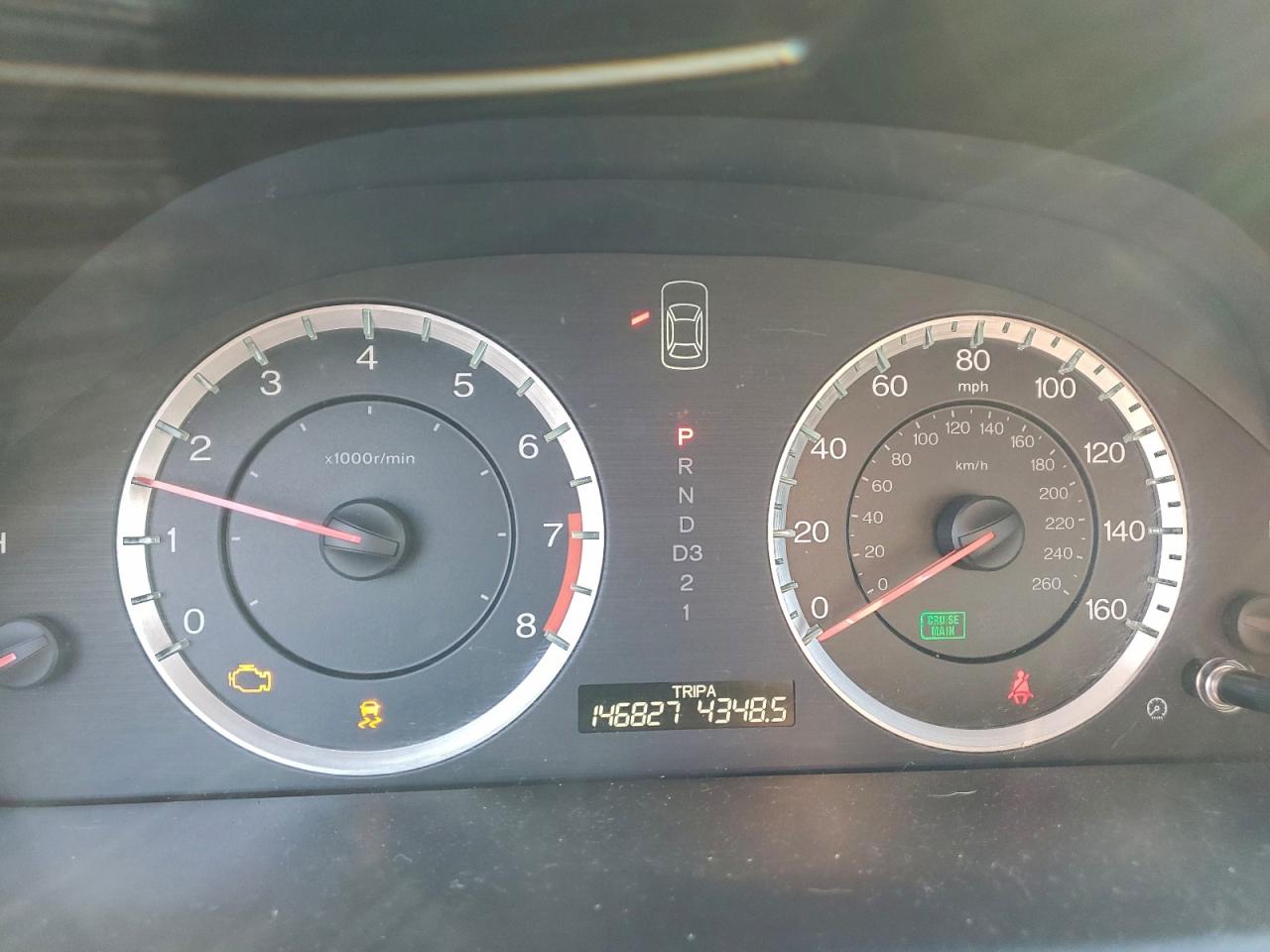 2011 HONDA ACCORD LX photo 9