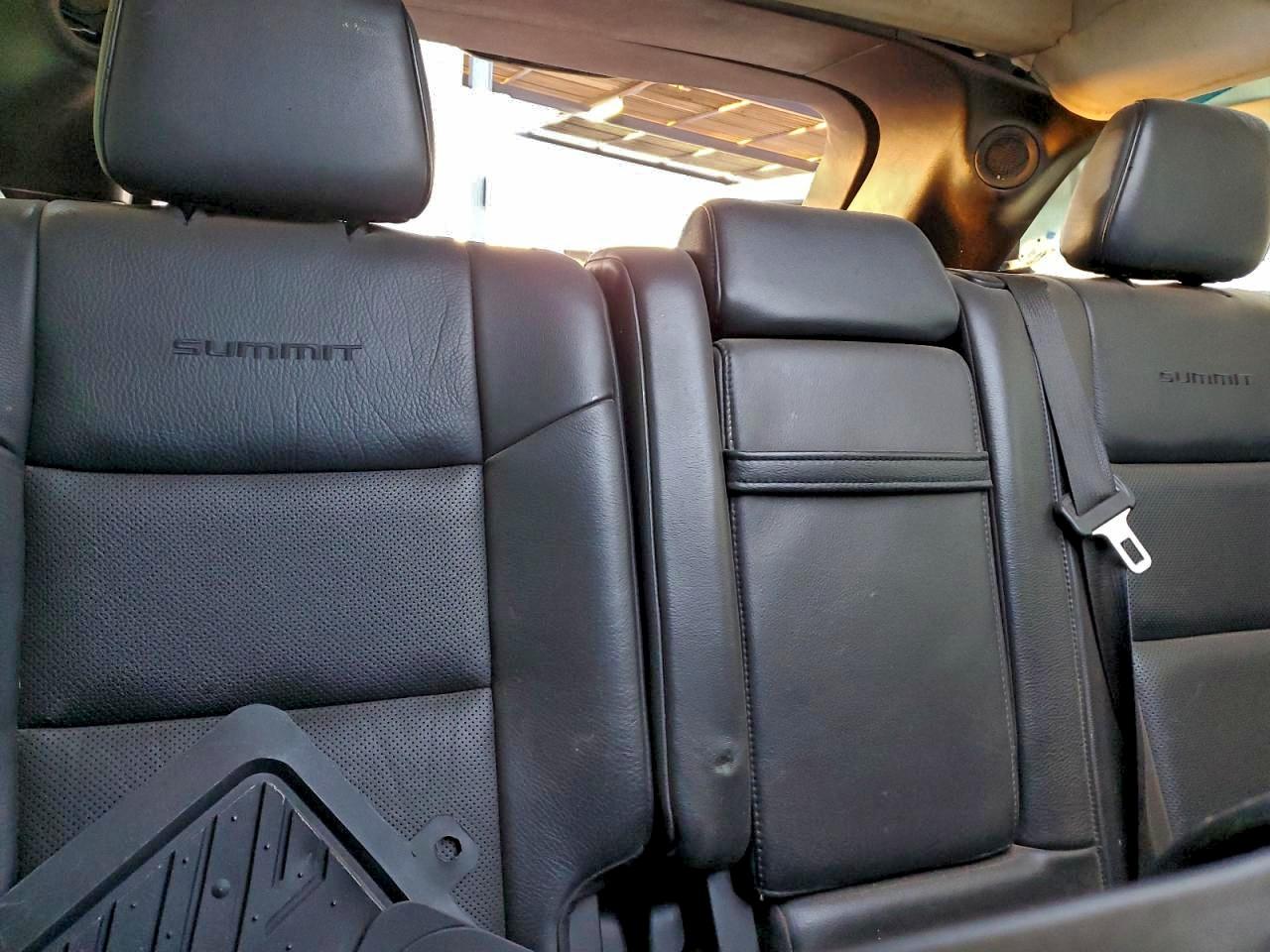 2018 JEEP GRAND CHEROKEE SUMMIT photo 11