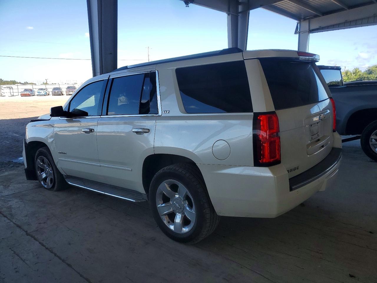 2015 CHEVROLET TAHOE K1500 LTZ photo 3