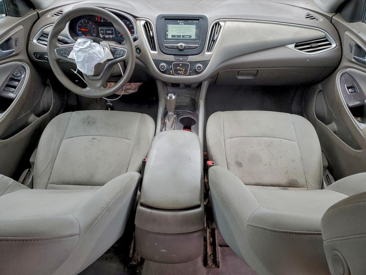 2017 CHEVROLET MALIBU LS photo 15