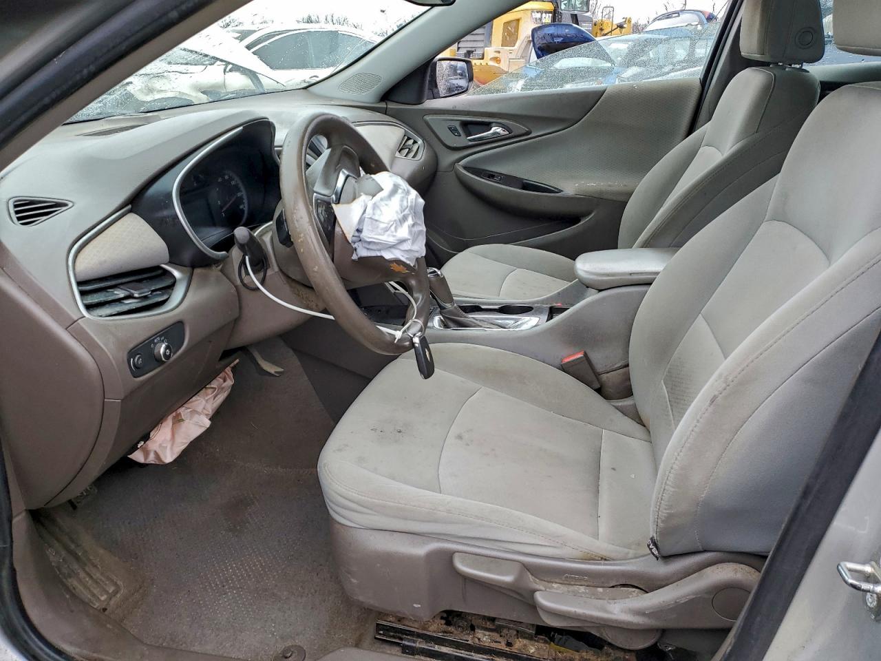 2017 CHEVROLET MALIBU LS photo 13