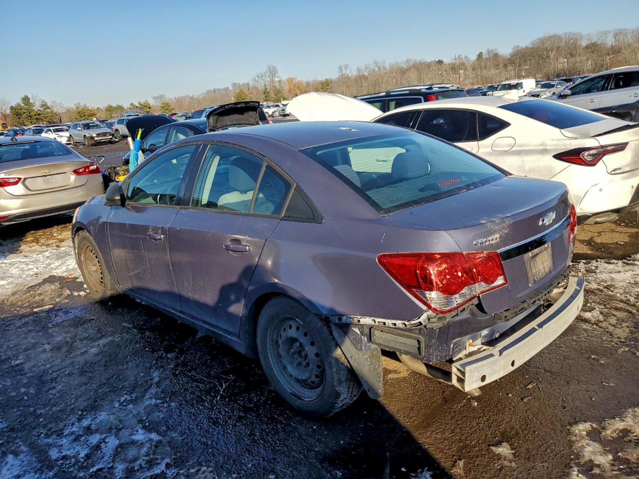 2014 CHEVROLET CRUZE LS photo 3