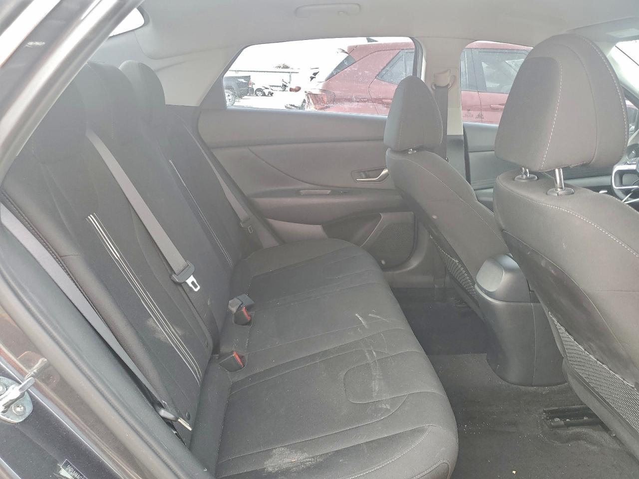 2022 HYUNDAI ELANTRA SEL photo 10