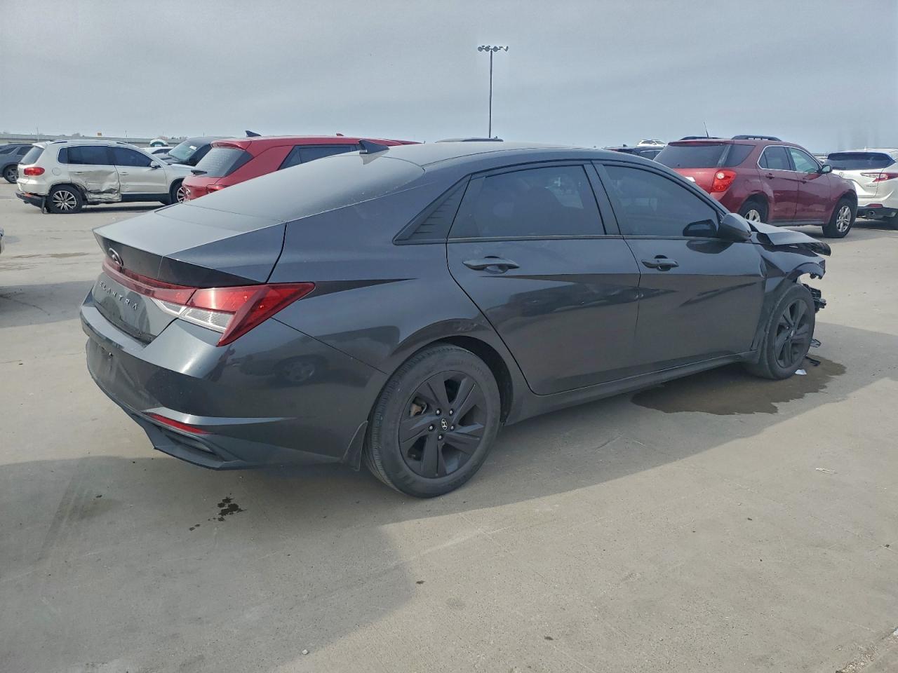 2022 HYUNDAI ELANTRA SEL photo 3