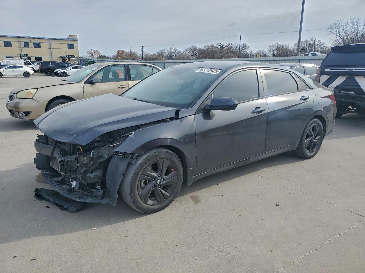 2022 HYUNDAI ELANTRA