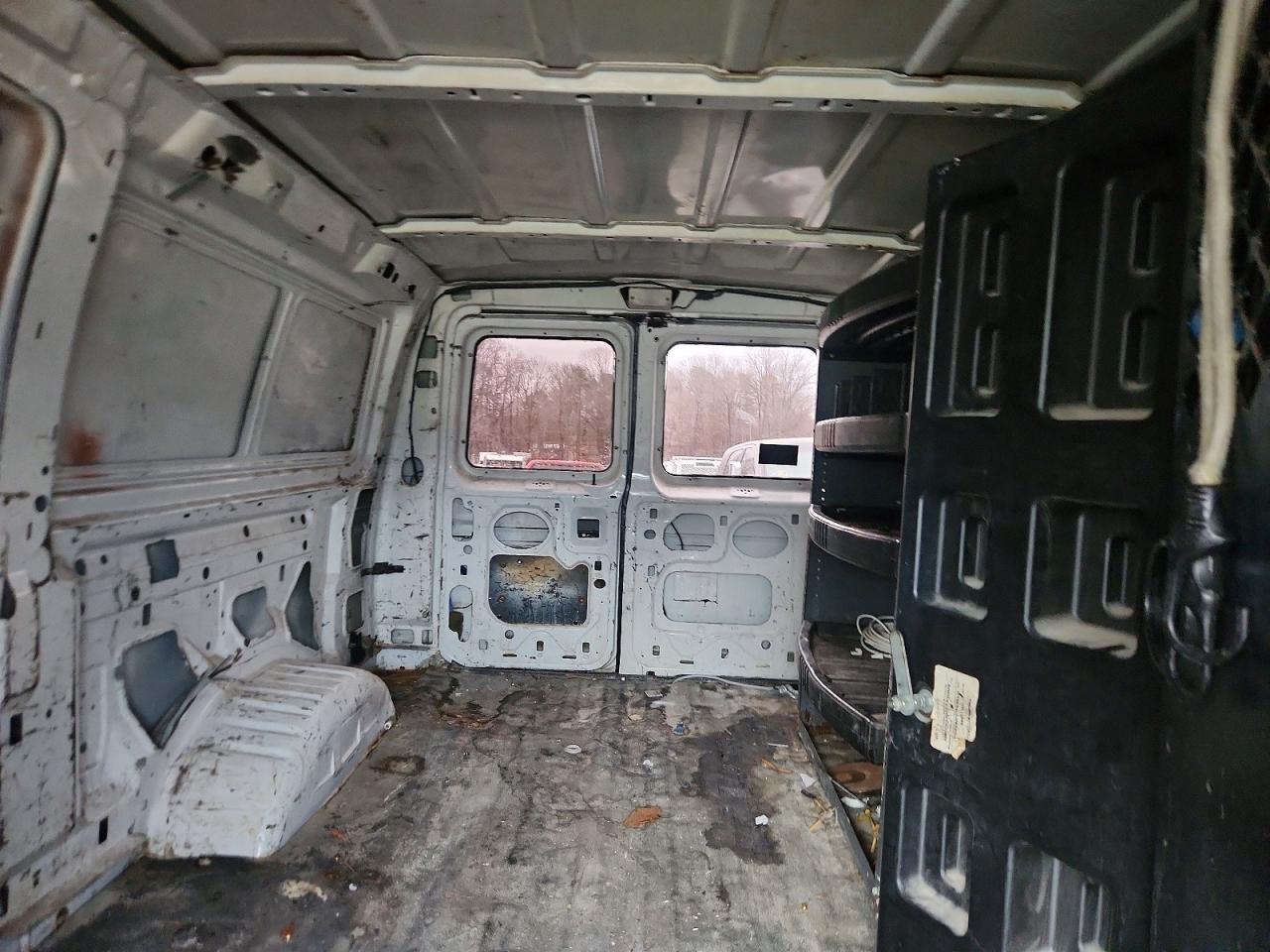 2005 FORD ECONOLINE E350 SUPER DUTY VAN photo 10