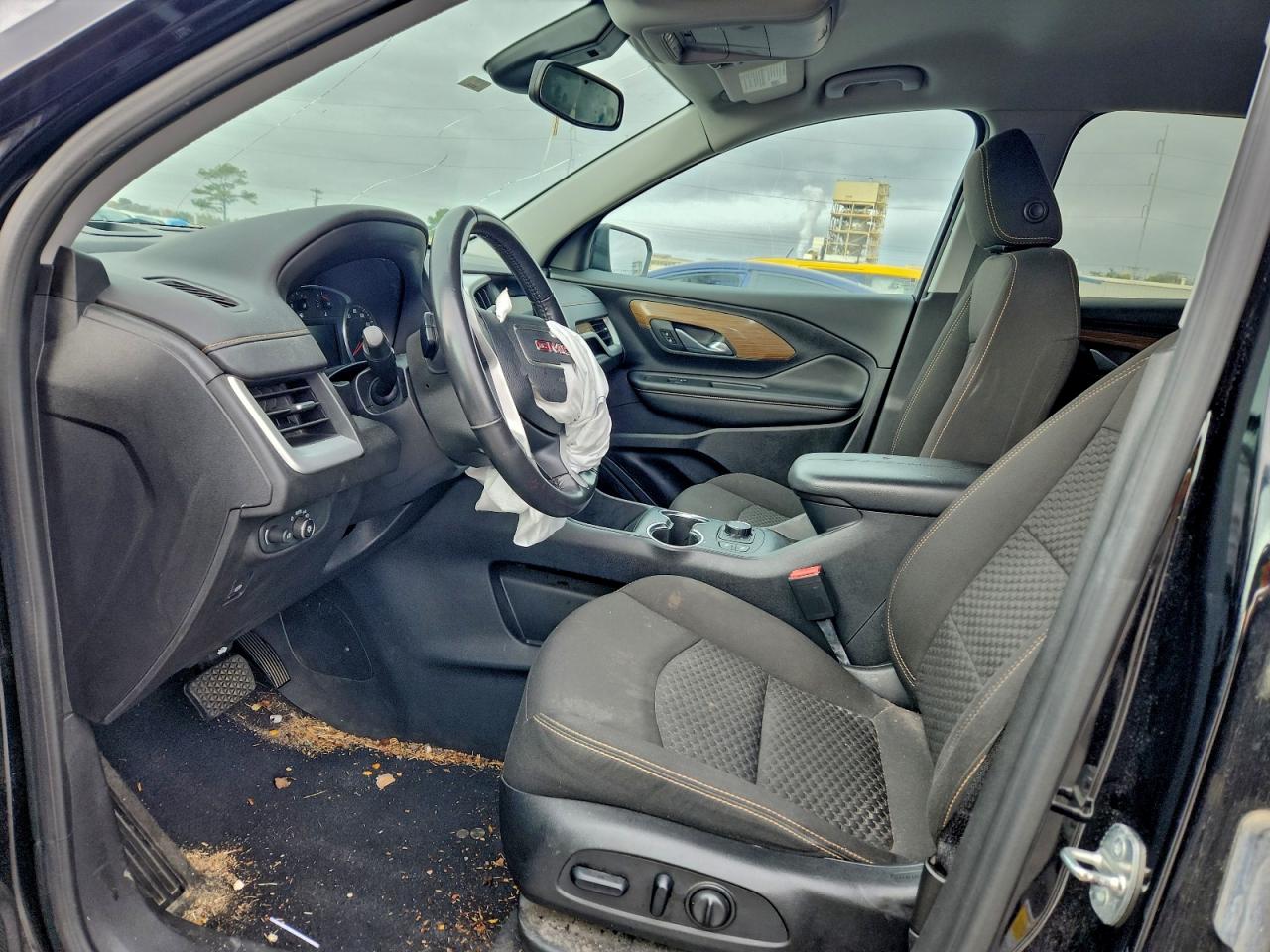 2020 GMC TERRAIN SLE photo 7
